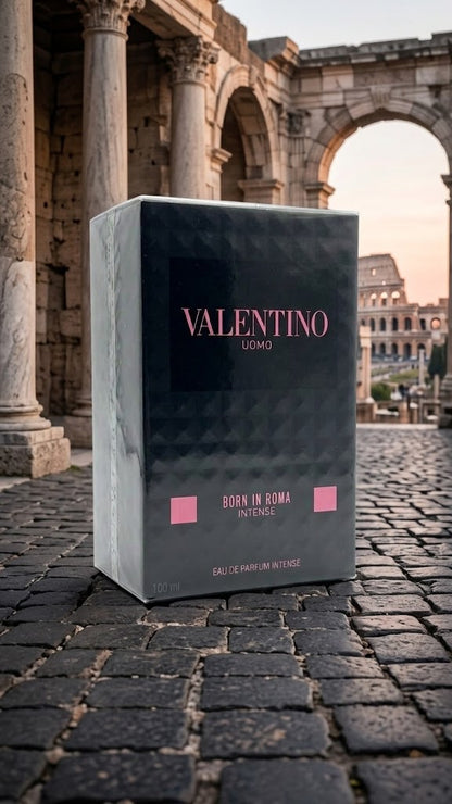 Uomo Born in Roma Intense Eau de Parfum
